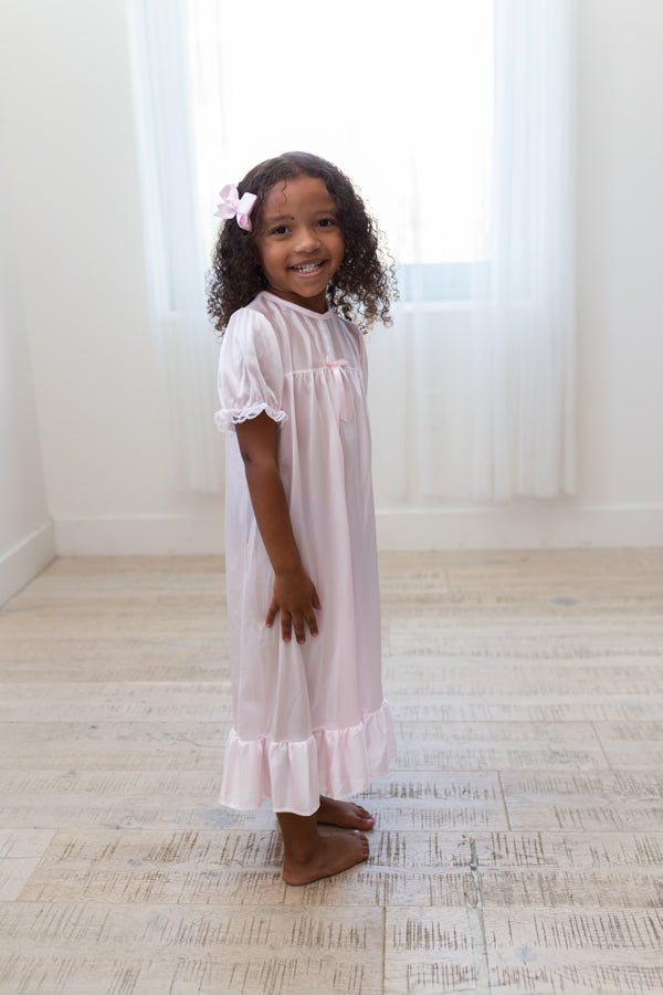 Clarisse Short Sleeve Nightgown Peignoir Set in Pink