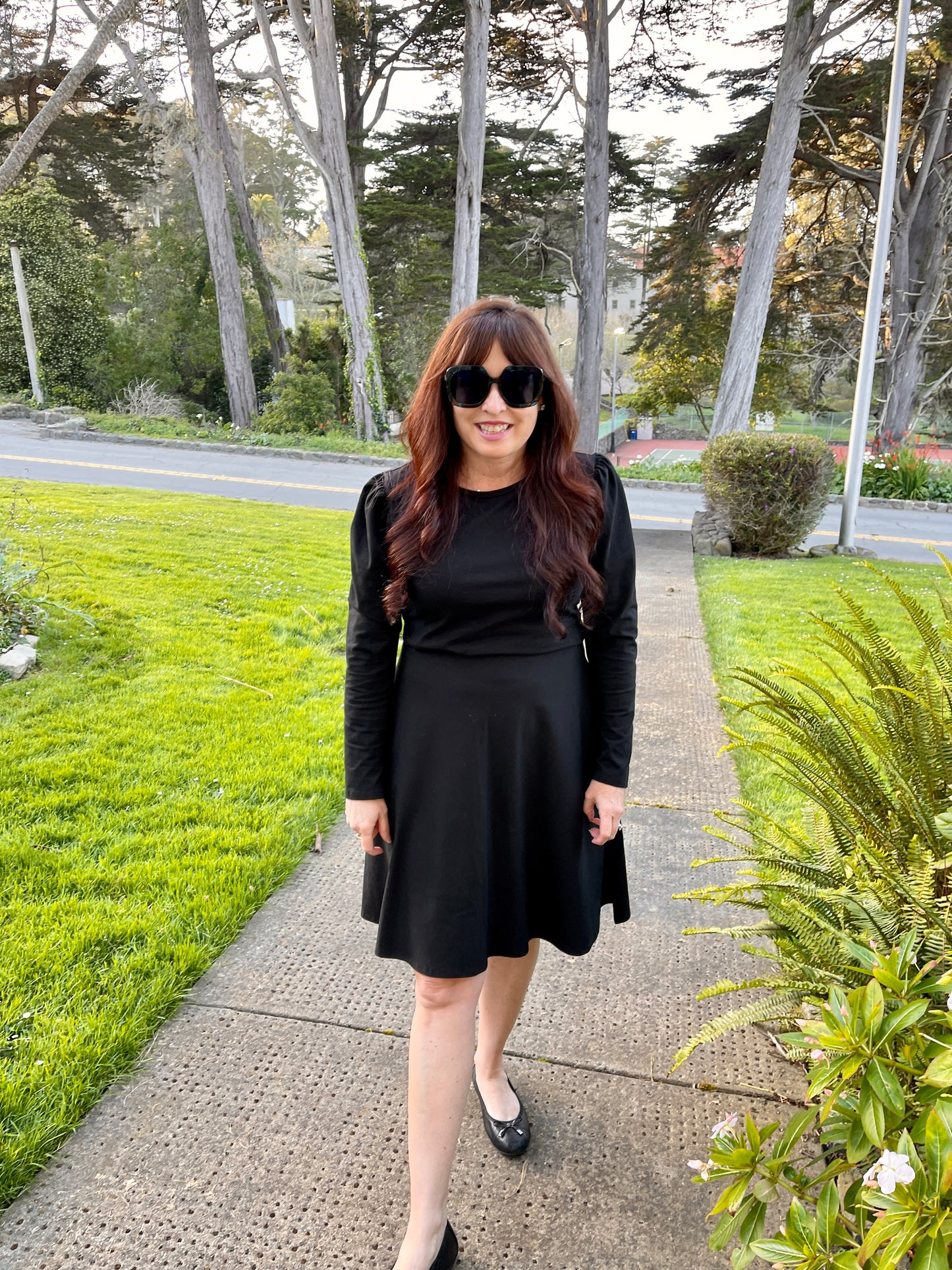 Women's black long sleeve t-shirt