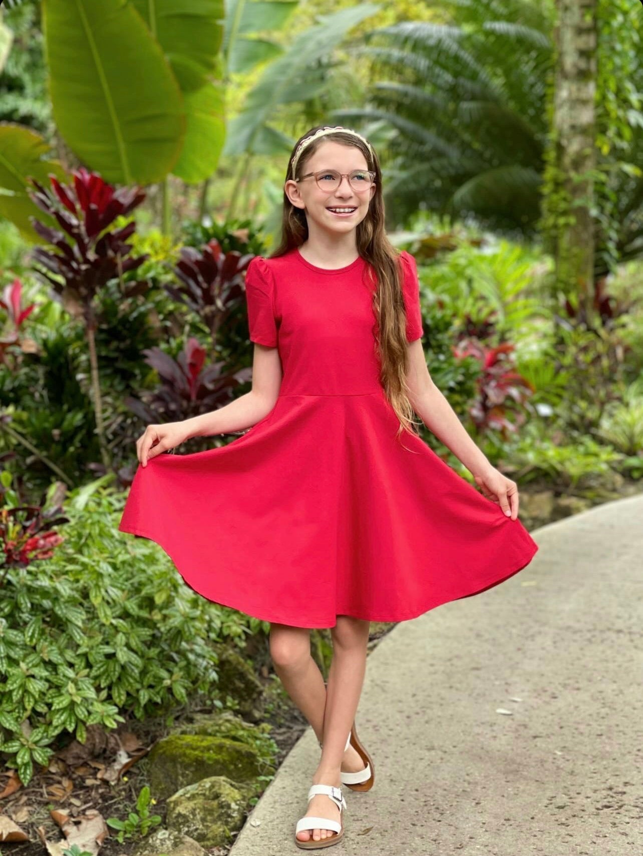 Audrey Girl's Dress in Red – Classic Girl